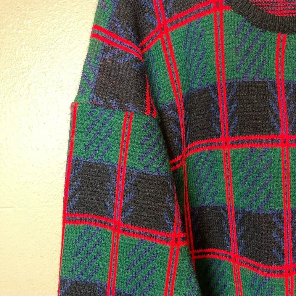 Tally Ho Vintage Christmas Holiday Windowpane Plaid Oversized Sweater - Picture 6 of 6